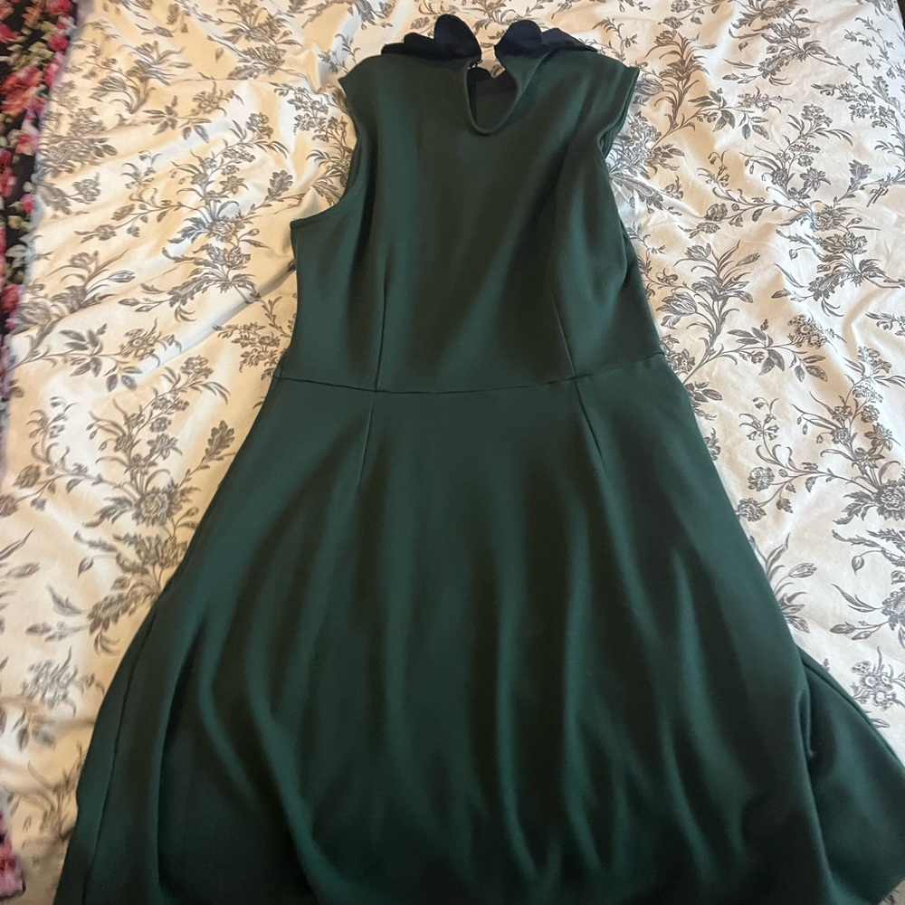 Hunter Green soft cotton feeling beautiful fitted stretchy Dress - Picture 7 of 8